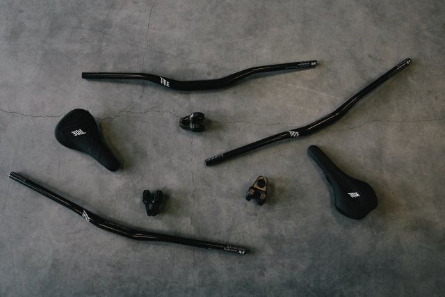 TITLE タイトル ［ CP1 SEATPOST カーボンシートポスト ］各サイズ